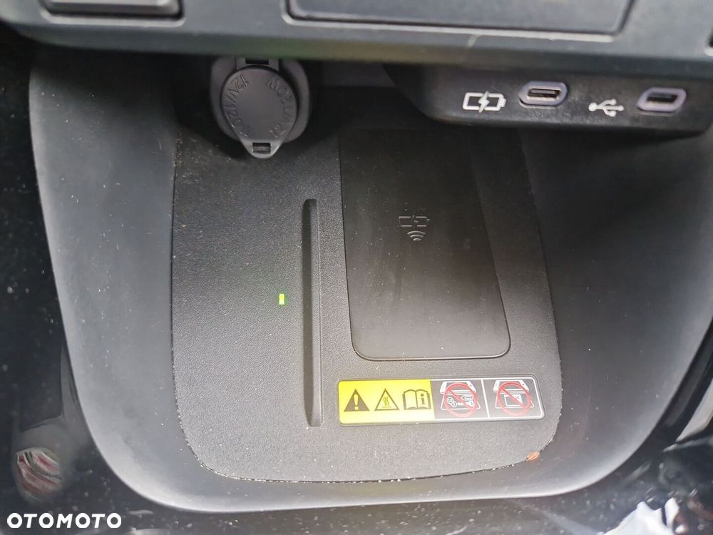 Toyota Yaris Hybrid 1.5 Style - 21
