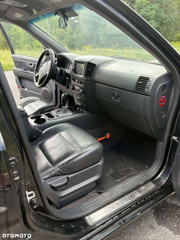 Kia Sorento - 9