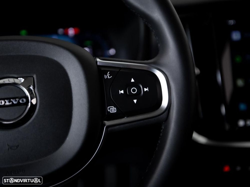 Volvo V60 2.0 T6 AWD TE Core - 15