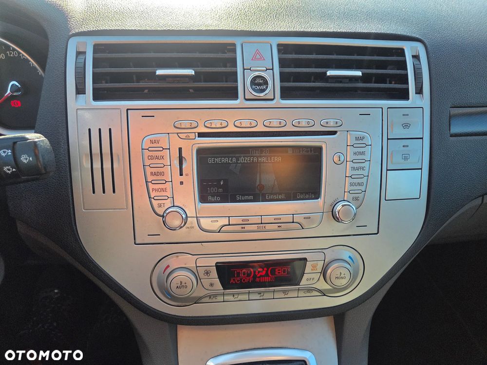 Ford Kuga 2.0 TDCi 4x4 Titanium - 8