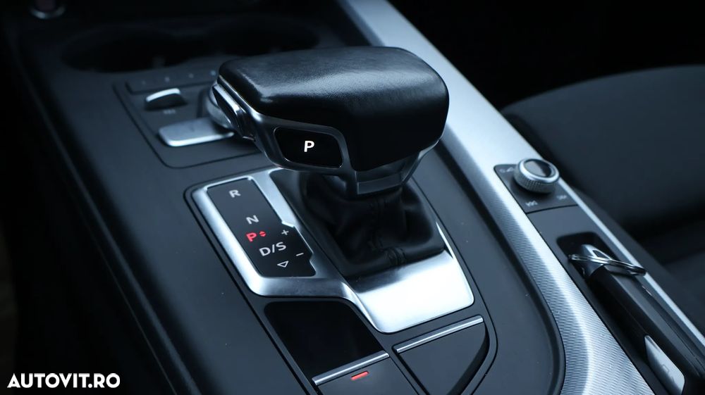 Audi A4 Avant 2.0 TDI S tronic Sport - 24