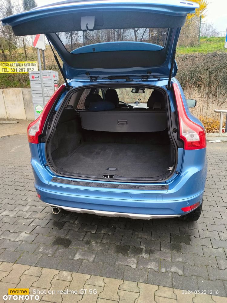 Volvo XC 60 D4 Kinetic - 11