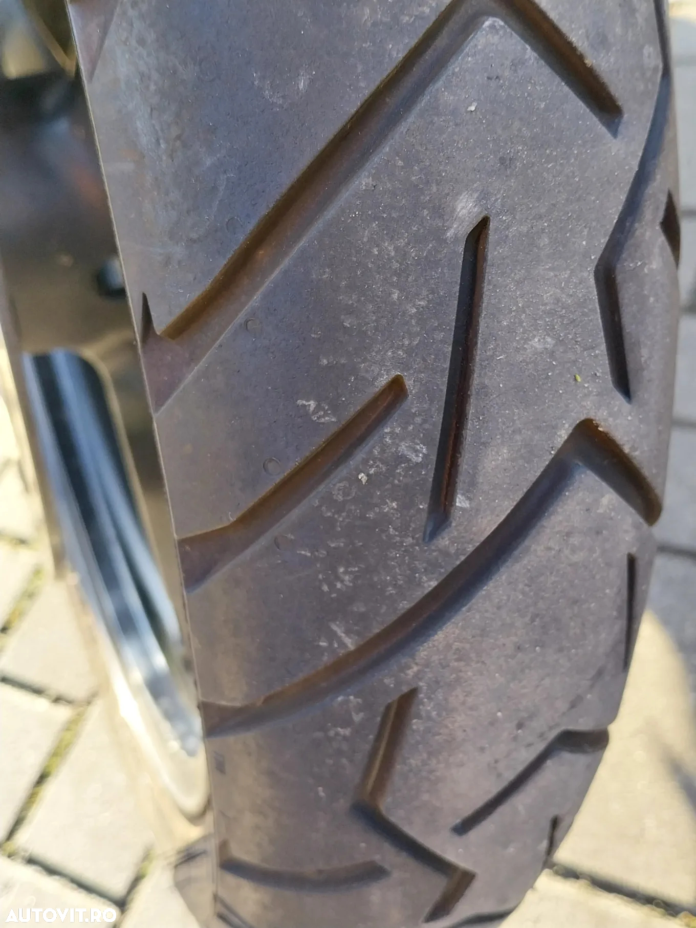 Suzuki DL 650 V-Strom - 6