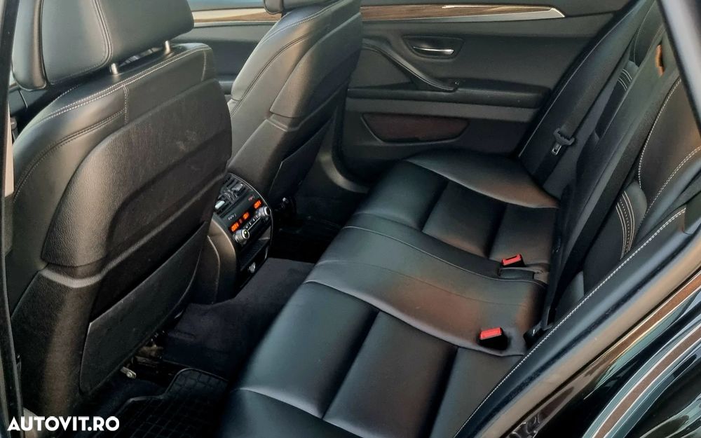 BMW Seria 5 520d - 10