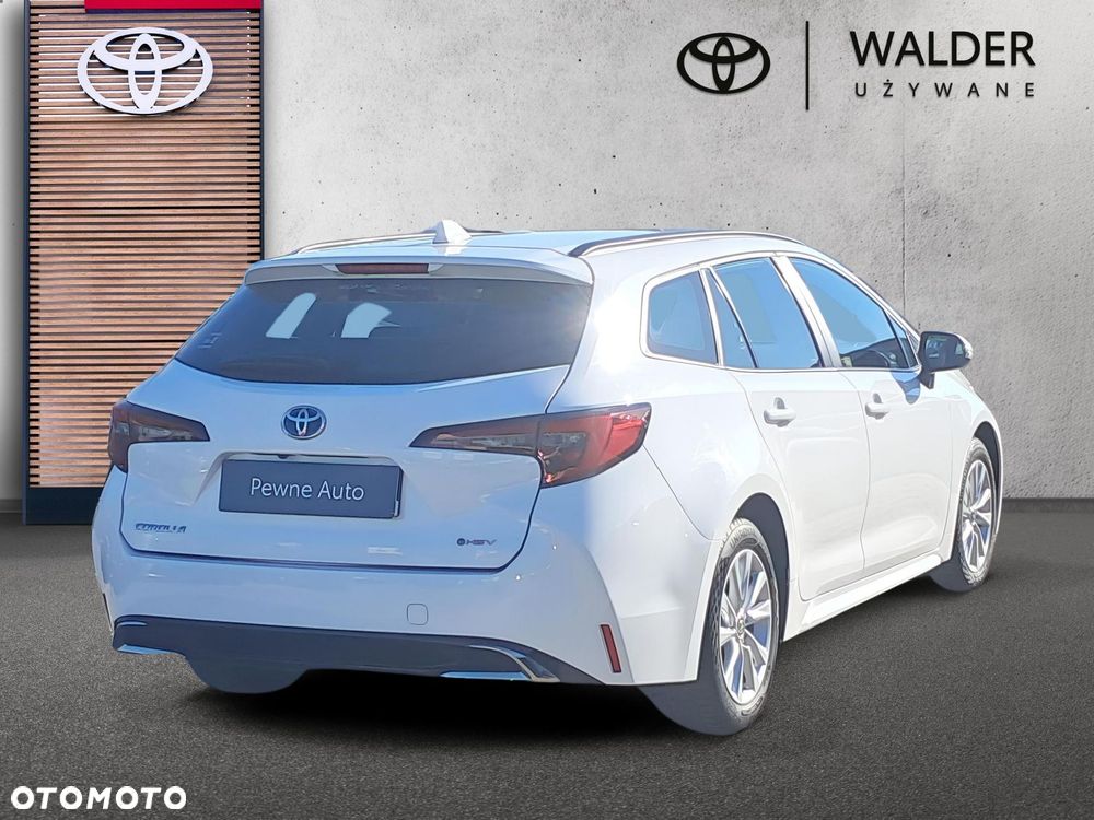 Toyota Corolla 1.8 Hybrid Comfort - 4