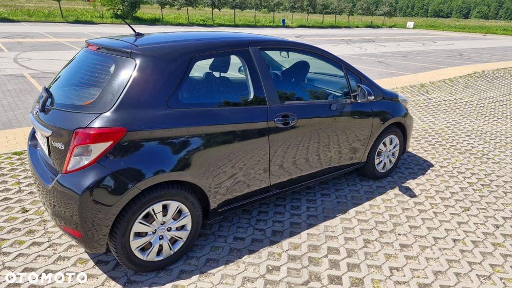 Toyota Yaris - 1