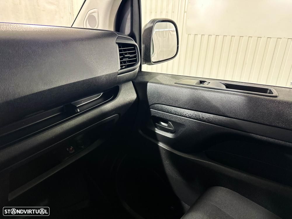 Toyota Proace Eletric 75kWh 136cv Business Line - 26