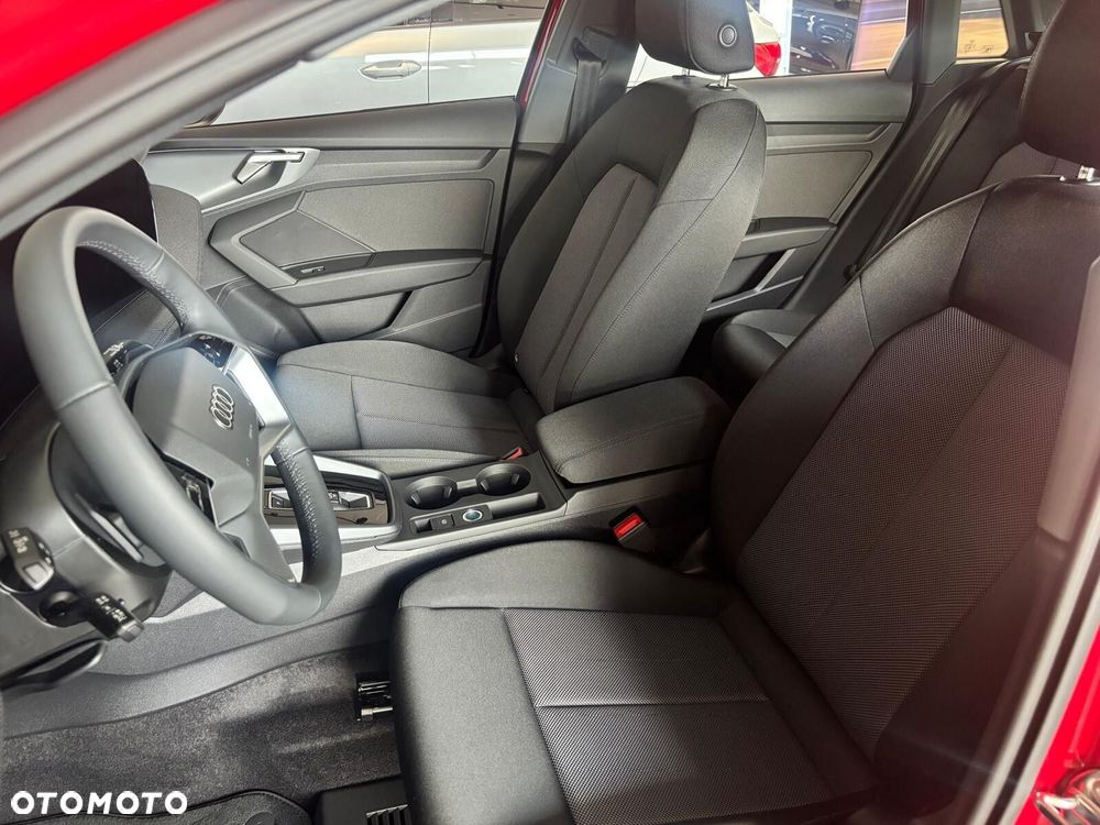 Audi A3 Sportback - 11