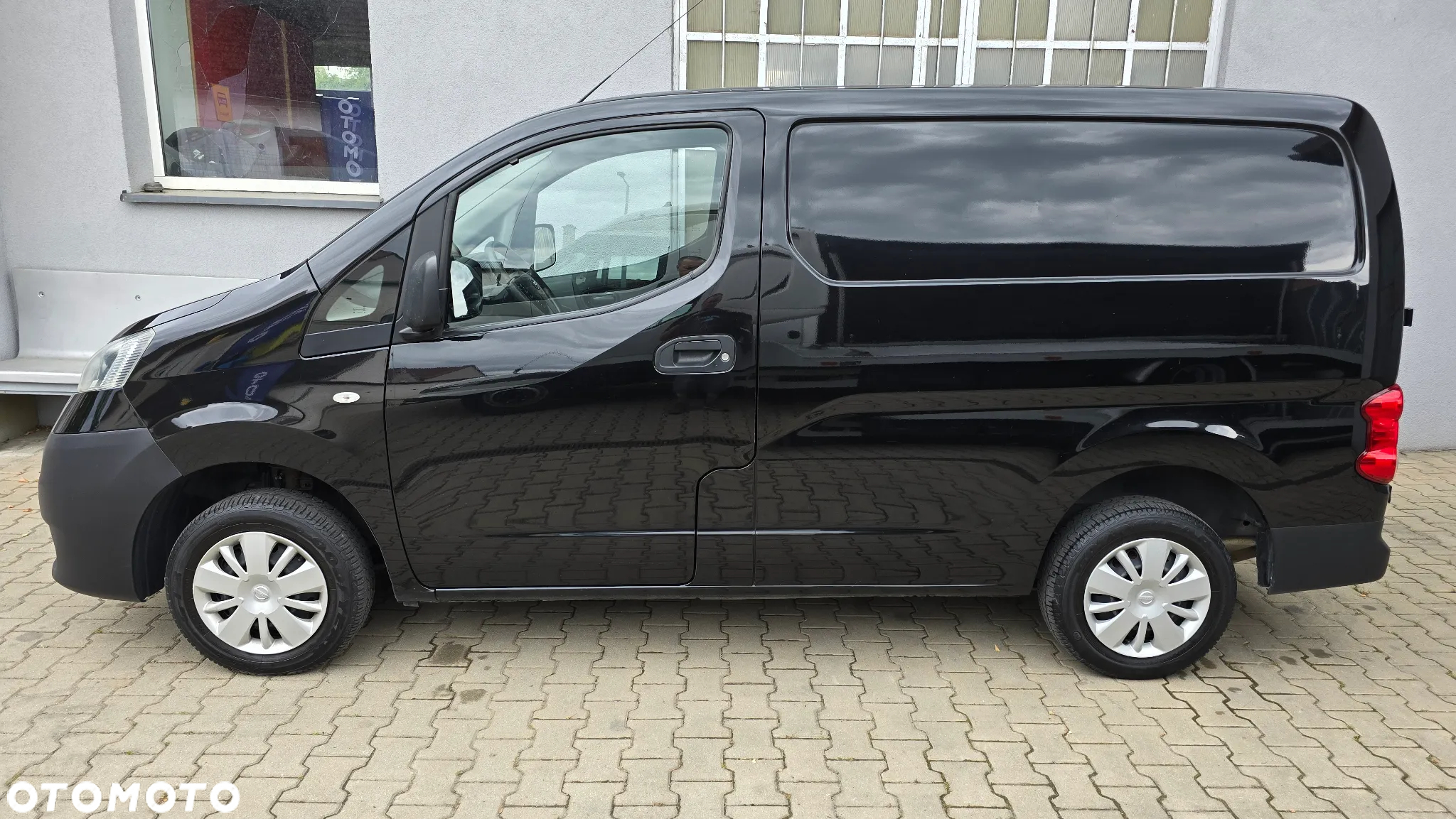 Nissan NV 200 - 23