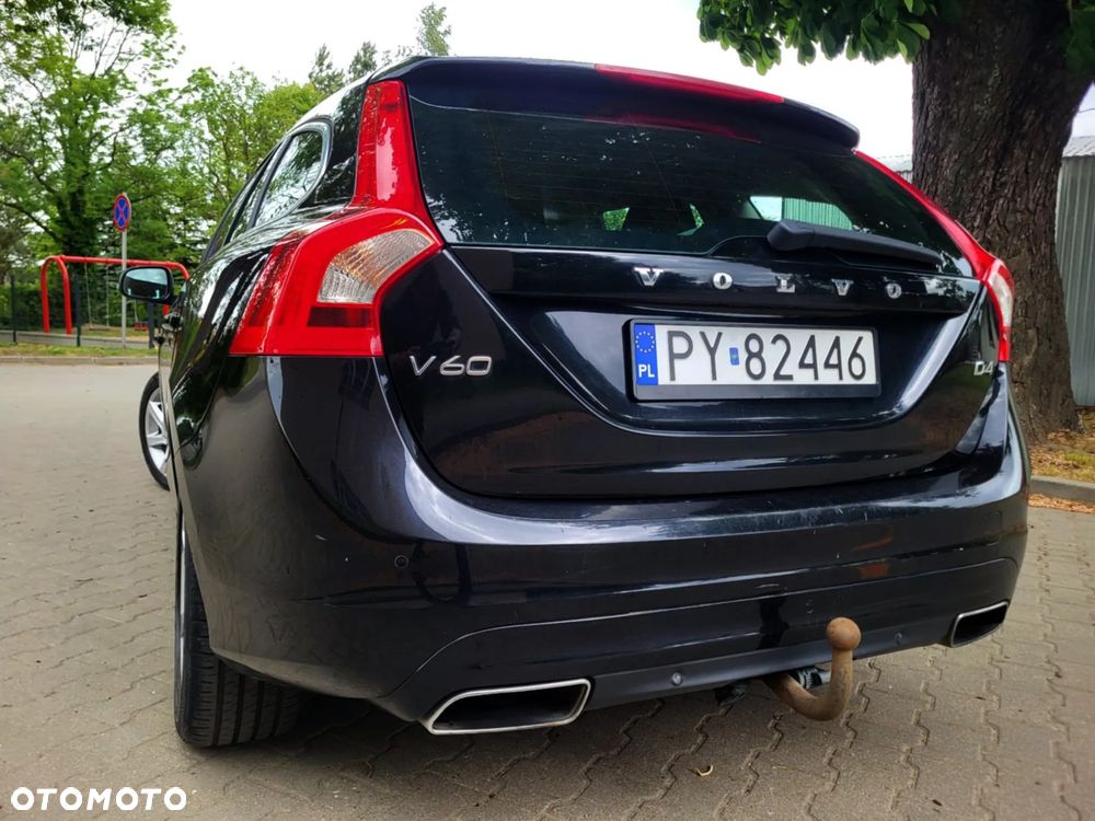 Volvo V60 D4 Drive-E Momentum - 23