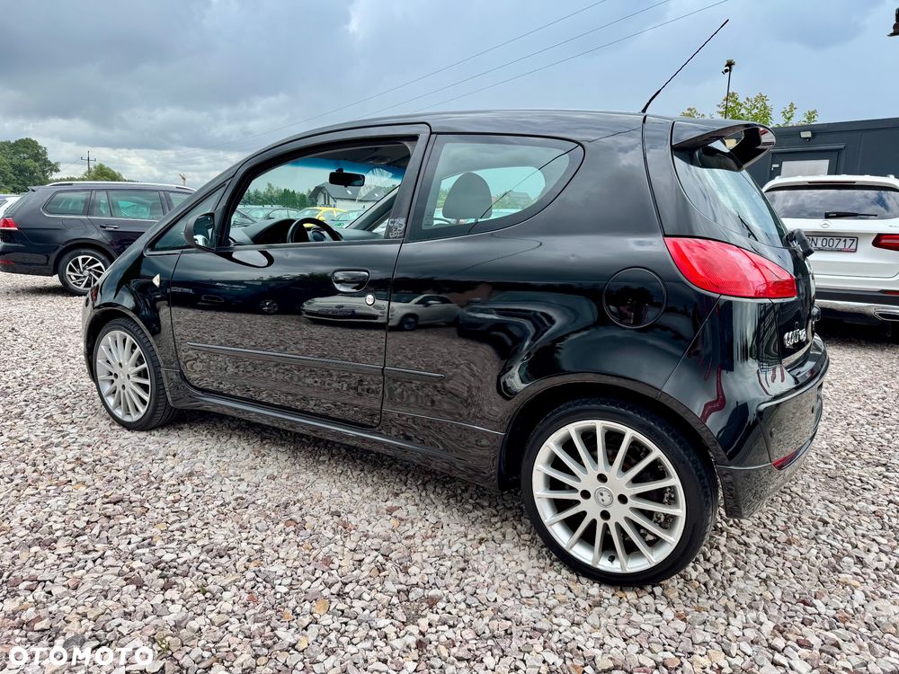 Mitsubishi Colt - 20