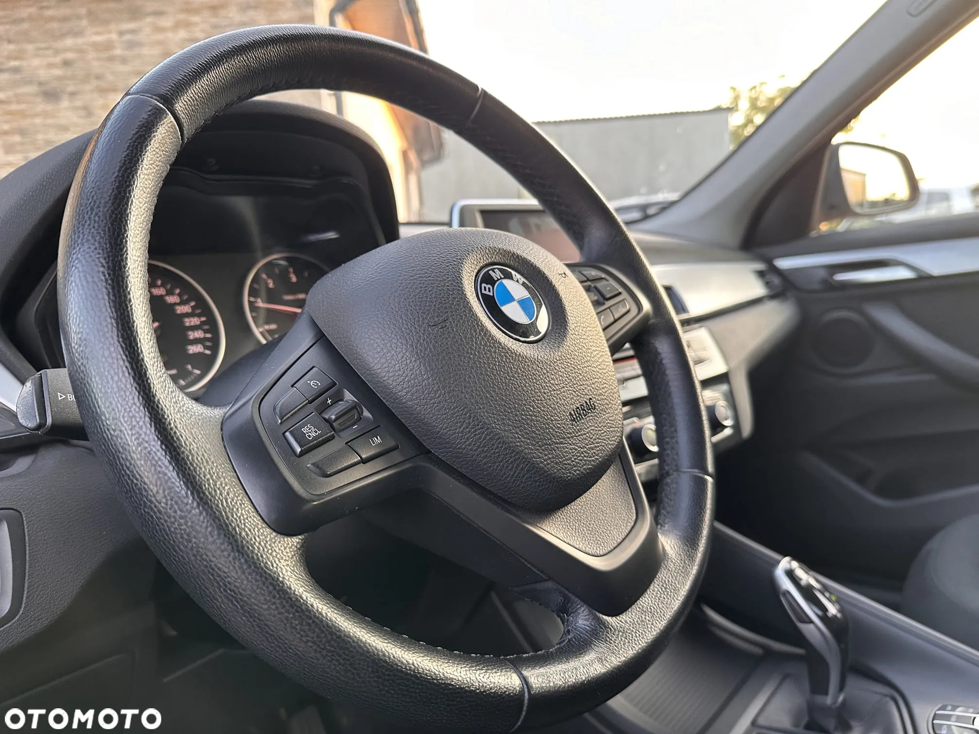 BMW X1 sDrive20d - 27