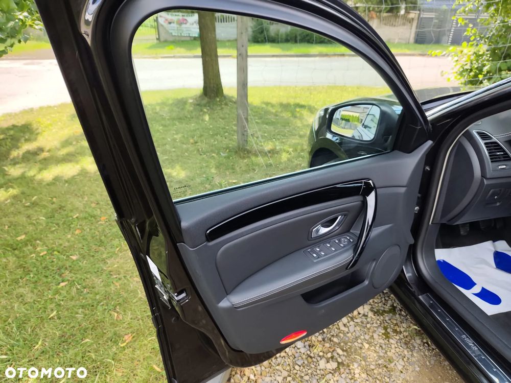 Renault Laguna dCi 180 FAP Initiale - 31