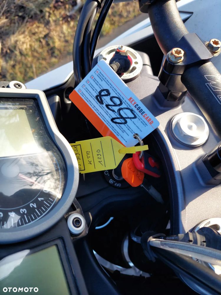 KTM Super Adventure - 16