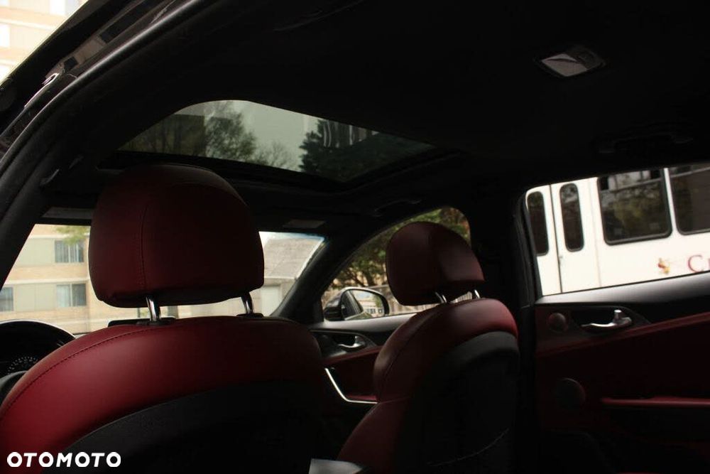 Kia Stinger 2.0 T-GDI GT Line - 17