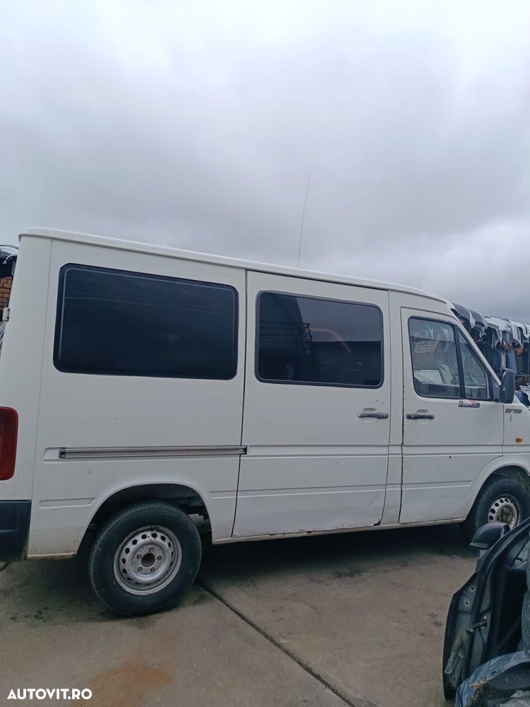 Dezmembrez Volkswagen  LT35 - 4