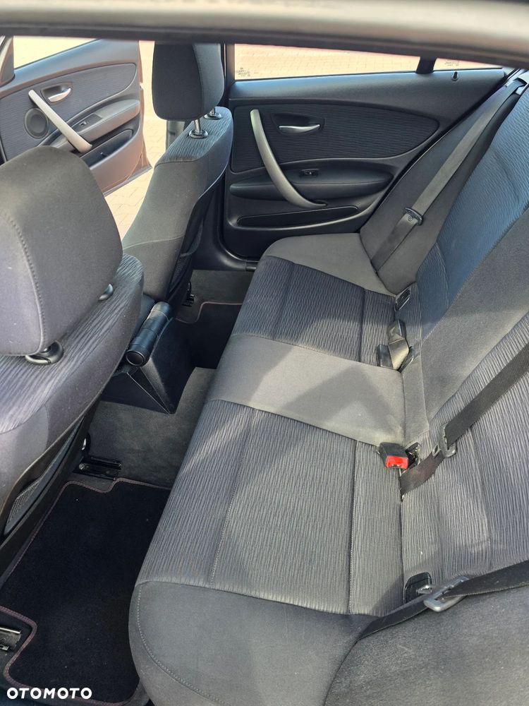 BMW Seria 1 - 10