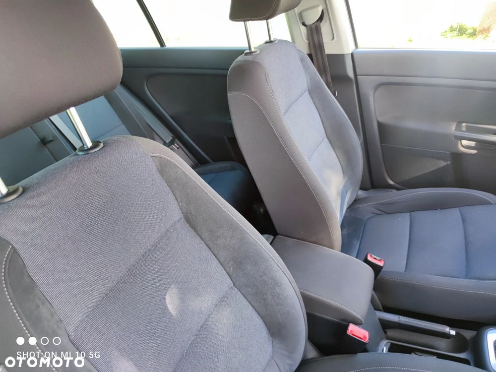 Volkswagen Golf Plus 1.6 TDI Comfortline DSG - 15