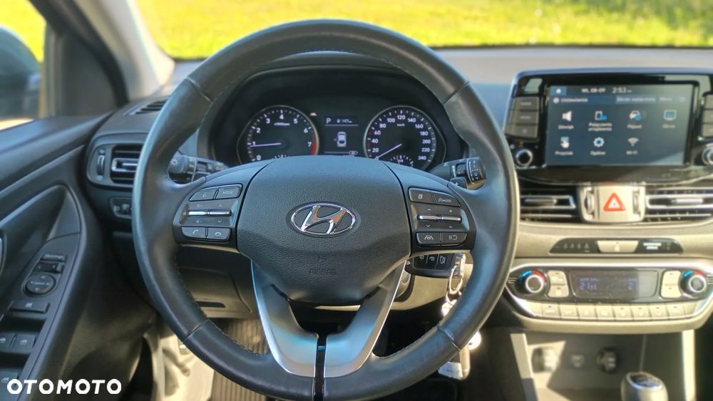 Hyundai i30 1.5 T-GDI 48V Comfort DCT - 25