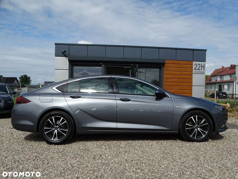 Opel Insignia - 8