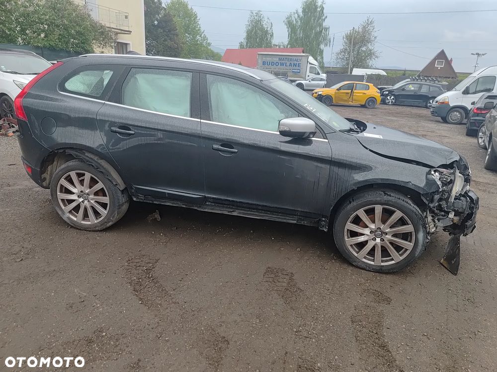 Volvo XC 60 D5 AWD RDesign - 14