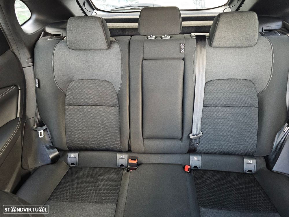 Nissan Qashqai 1.3 DIG-T N-Connecta LED - 17