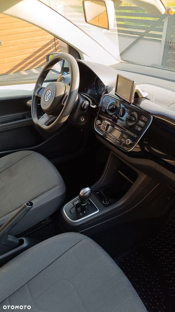Volkswagen up! 1.0 high - 7