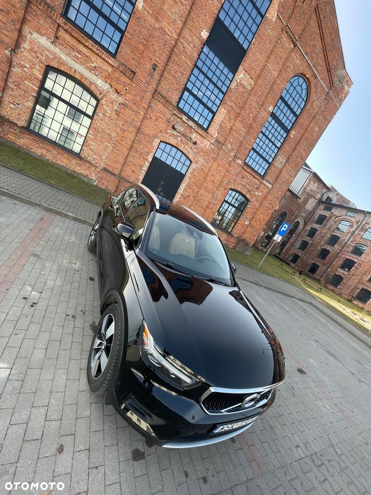 Volvo XC 40 T5 AWD Momentum - 22