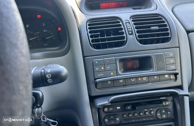 Renault Laguna - 18