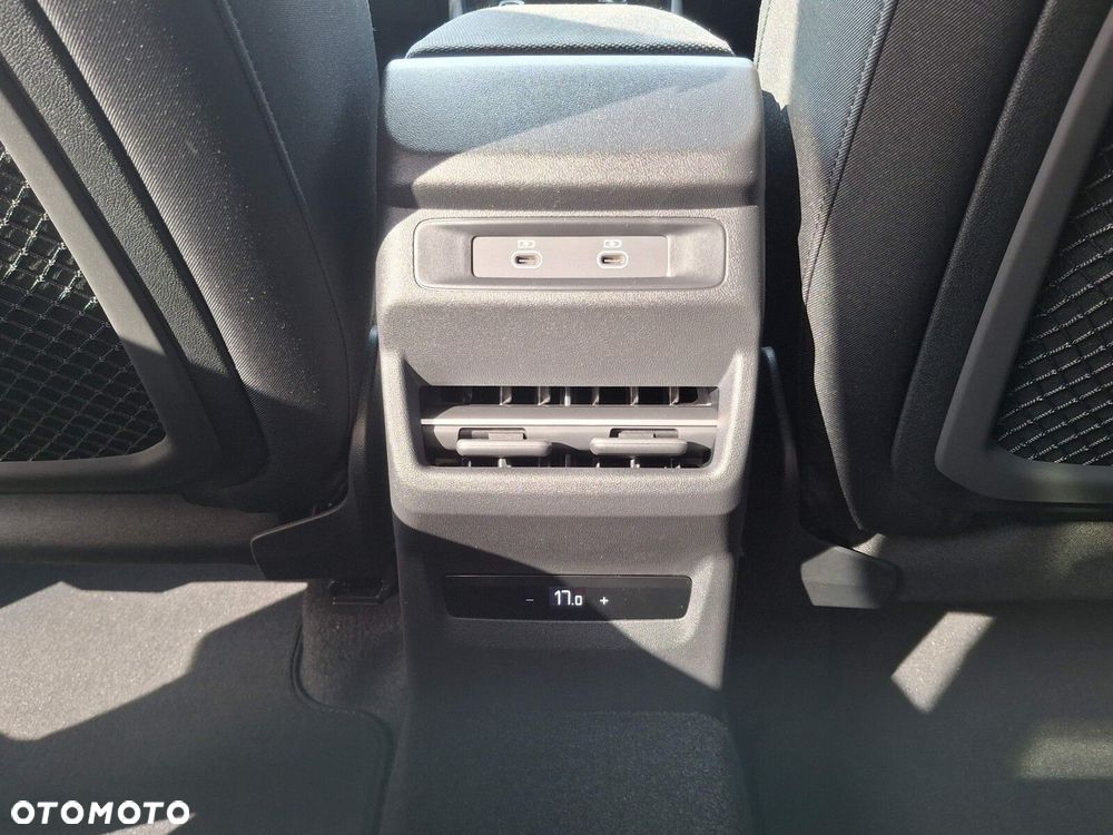 Audi Q3 - 18