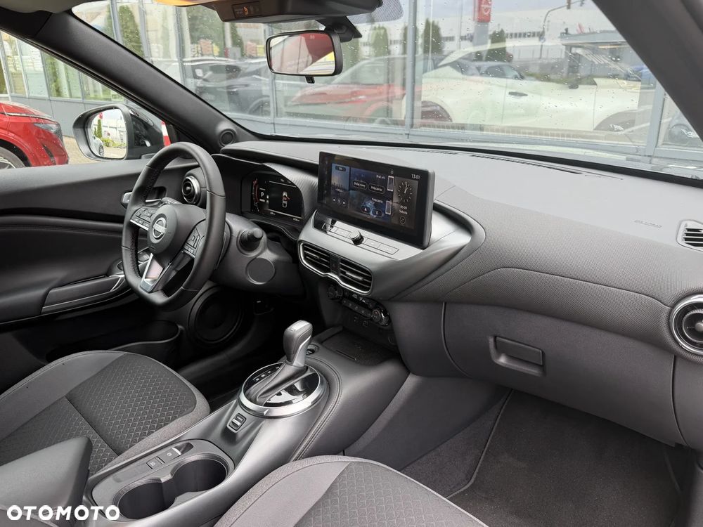 Nissan Juke 1.0 DIG-T N-Connecta DCT - 10