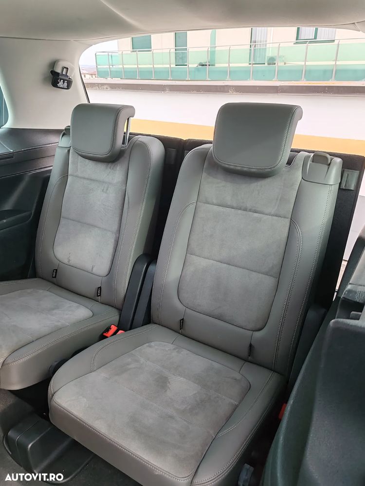 Volkswagen Sharan 2.0 TDI DSG (BlueMotion Technology) Highline - 36