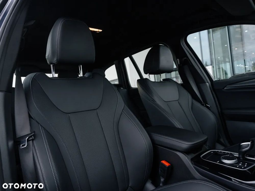 BMW X3 xDrive20i - 10