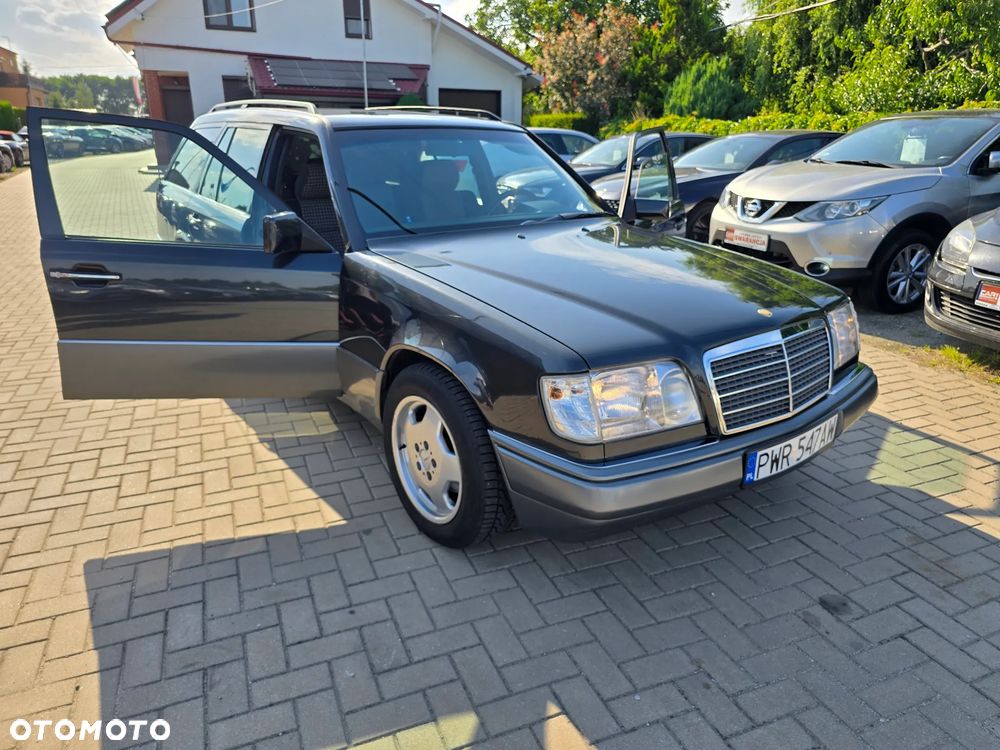 Mercedes-Benz Klasa E - 20