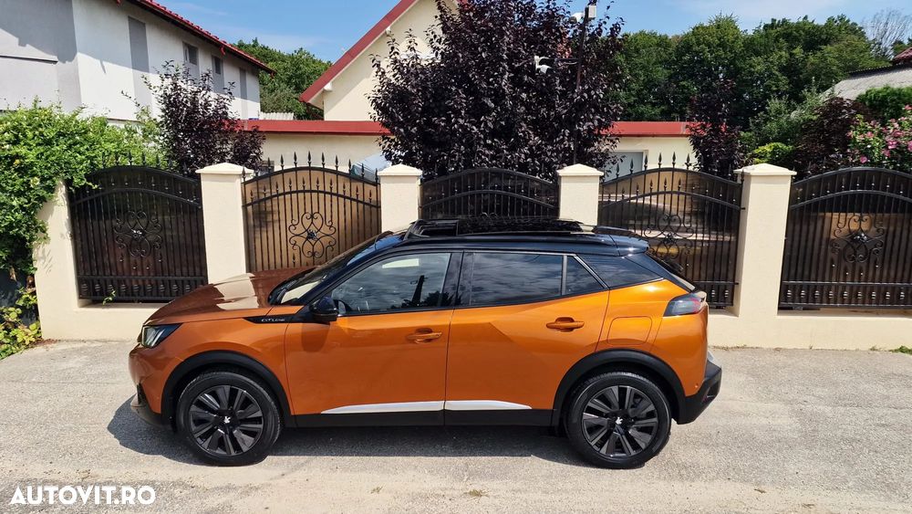 Peugeot 2008 1.2 L PureTech STT EAT8 GT Line - 36