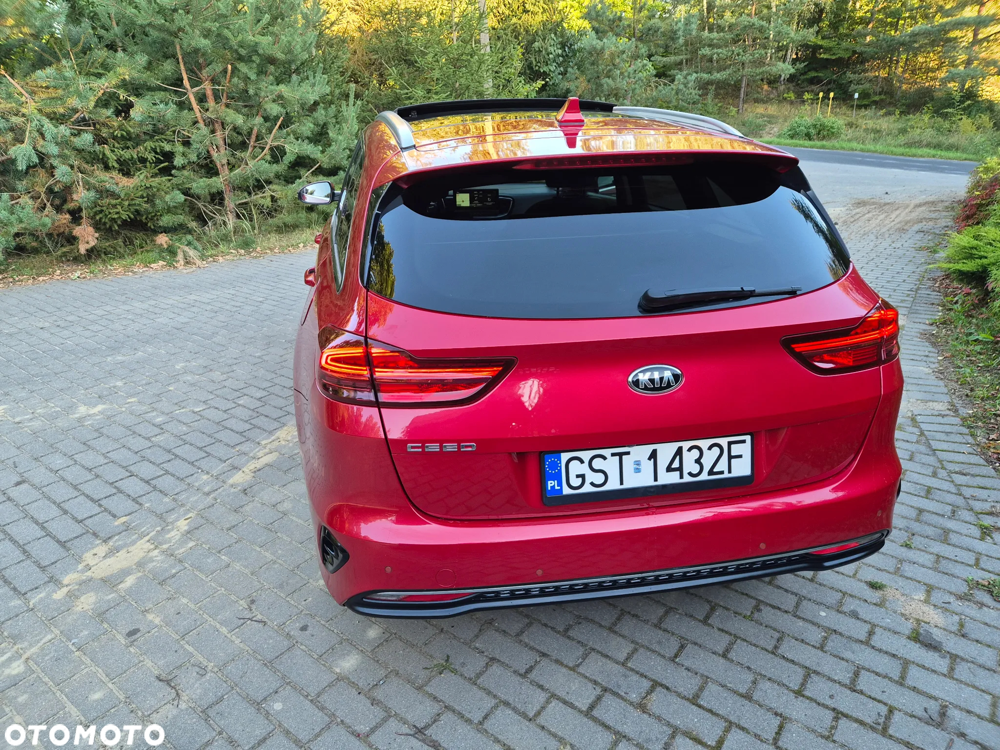 Kia Ceed SW 1.4 T-GDI OPF Platinum Edition - 18