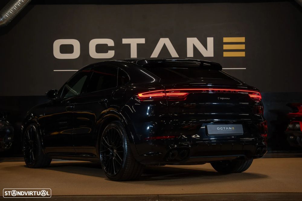 Porsche Cayenne Coupé - 4