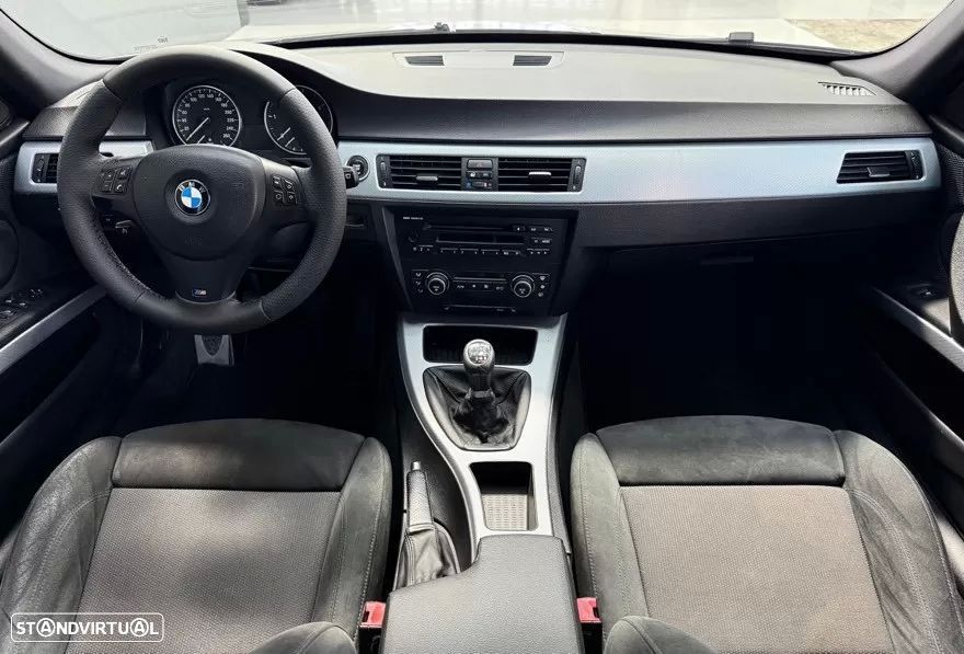 BMW 318 d Pack M - 6