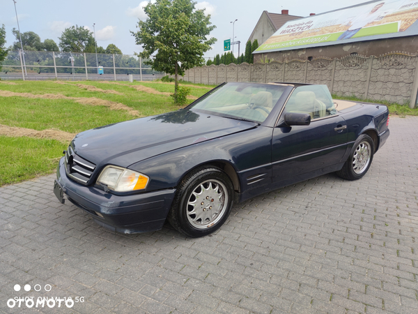 Mercedes-Benz SL 320