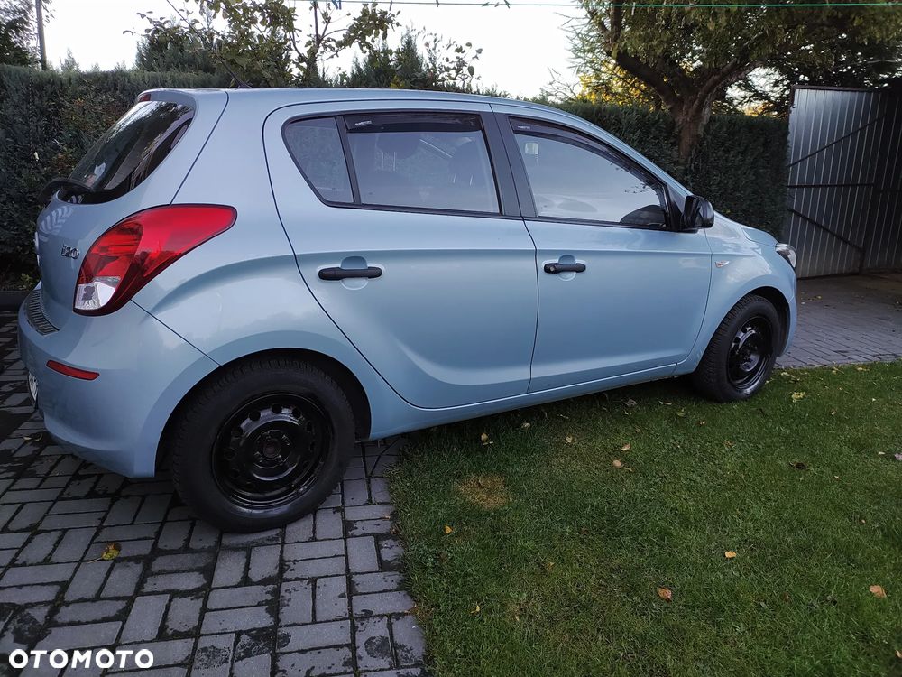 Hyundai i20 - 3