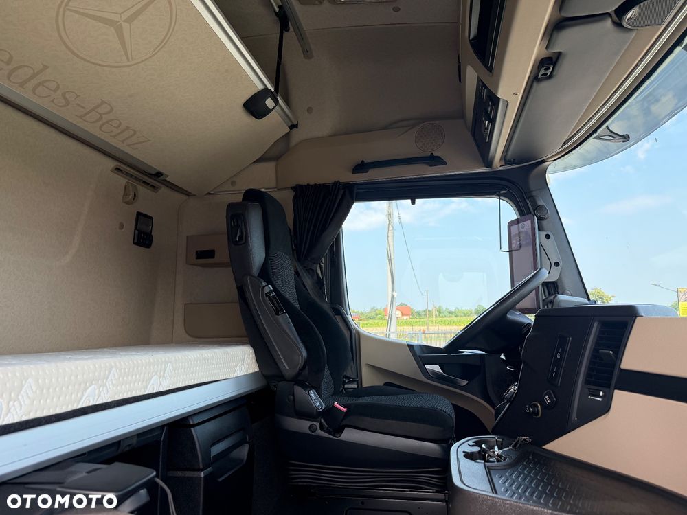 Mercedes-Benz ACTROS 1853 / BIG SPACE / NISKI PRZEBIEG / SALONKA / 3 LETNI KONTRAKT / STAN BDB / / / - 21