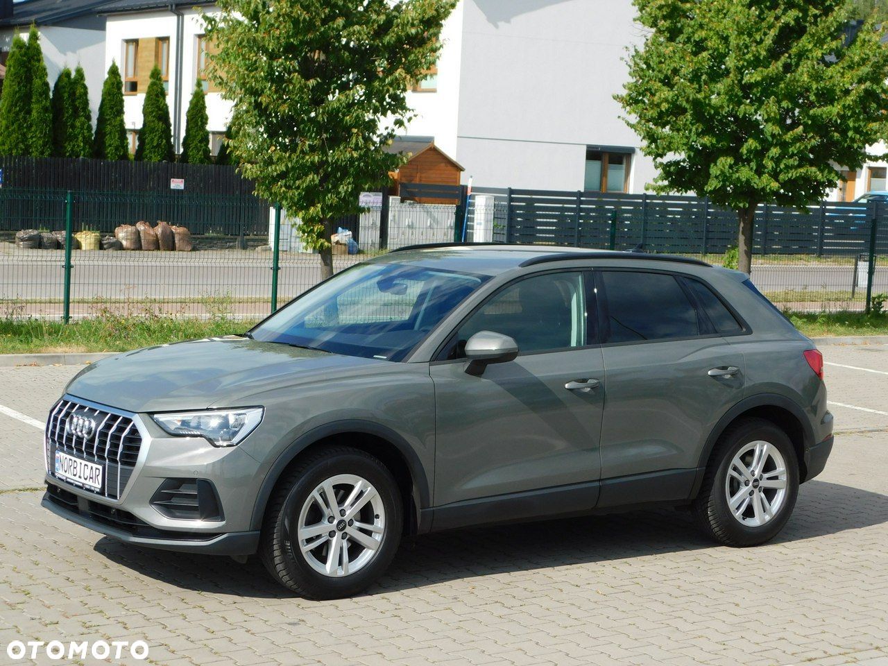 Audi Q3 35 TFSI Advanced - 1