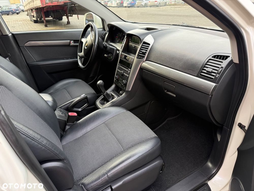 Chevrolet Captiva 2.4 LT FWD - 10