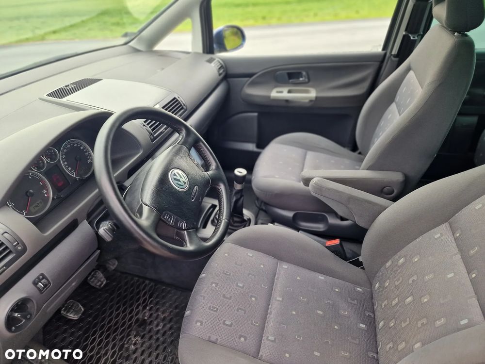Volkswagen Sharan 1.9 TDI Comfortline - 16