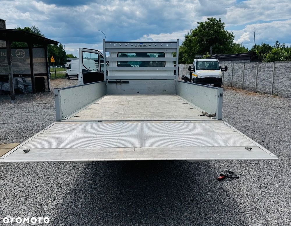 Iveco DAILY - 28