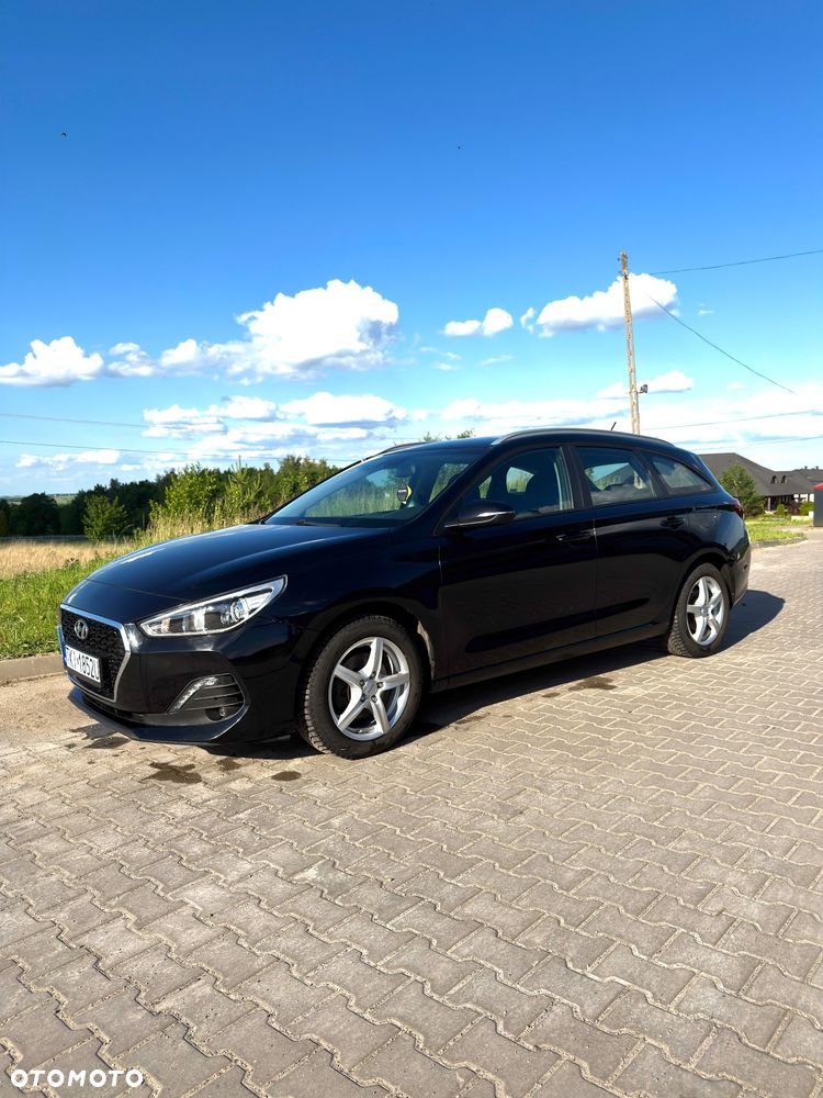 Hyundai i30 1.6 D Classic + - 5