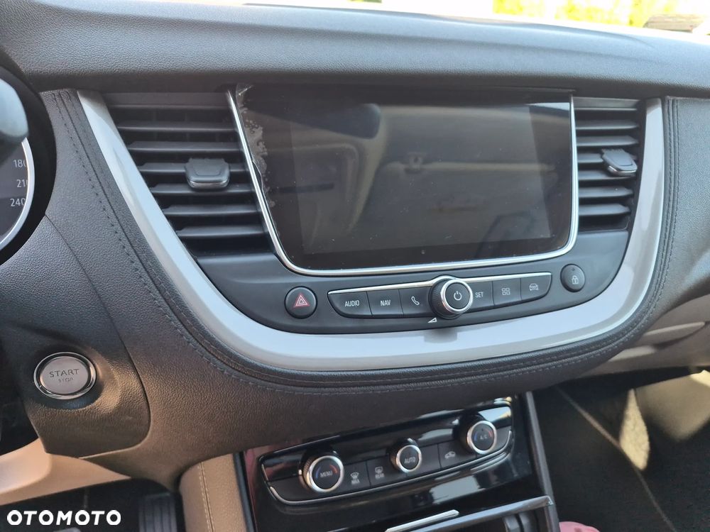 Opel Grandland X 1.2 T Innovation S&S - 12