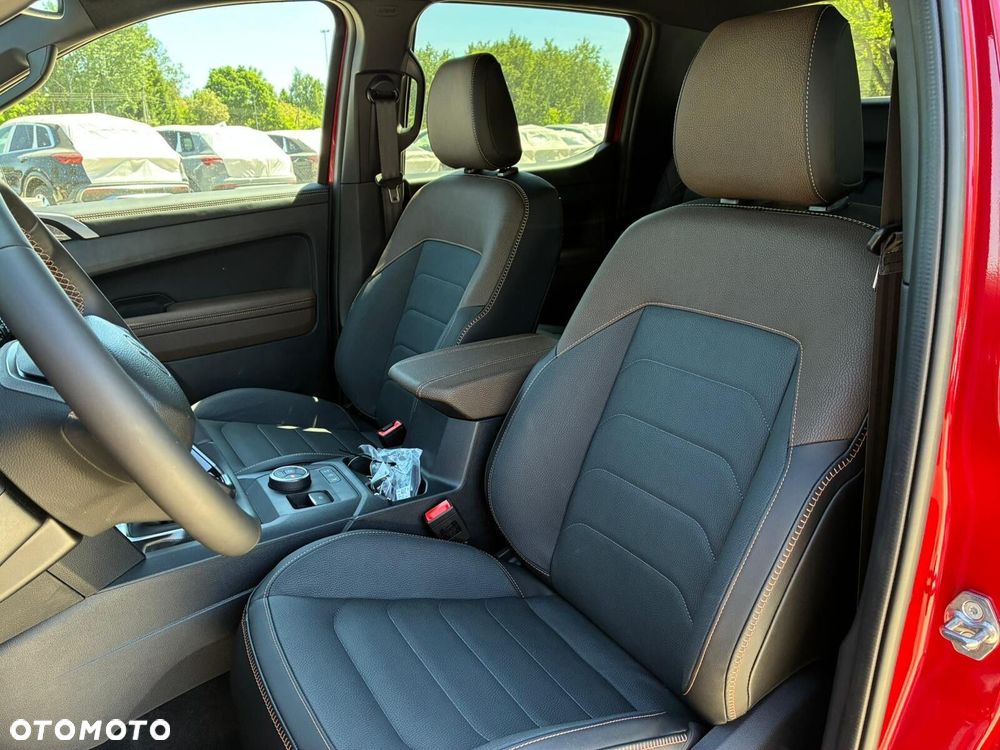 Volkswagen Amarok - 14