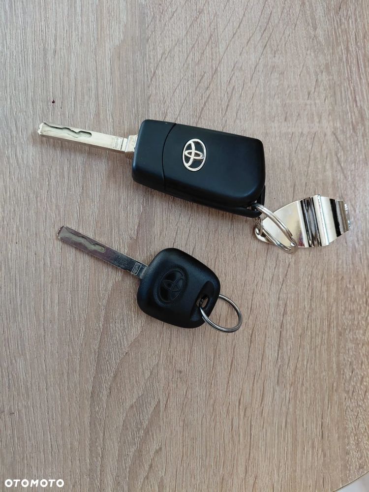 Toyota Yaris 1.0 VVT-i - 27