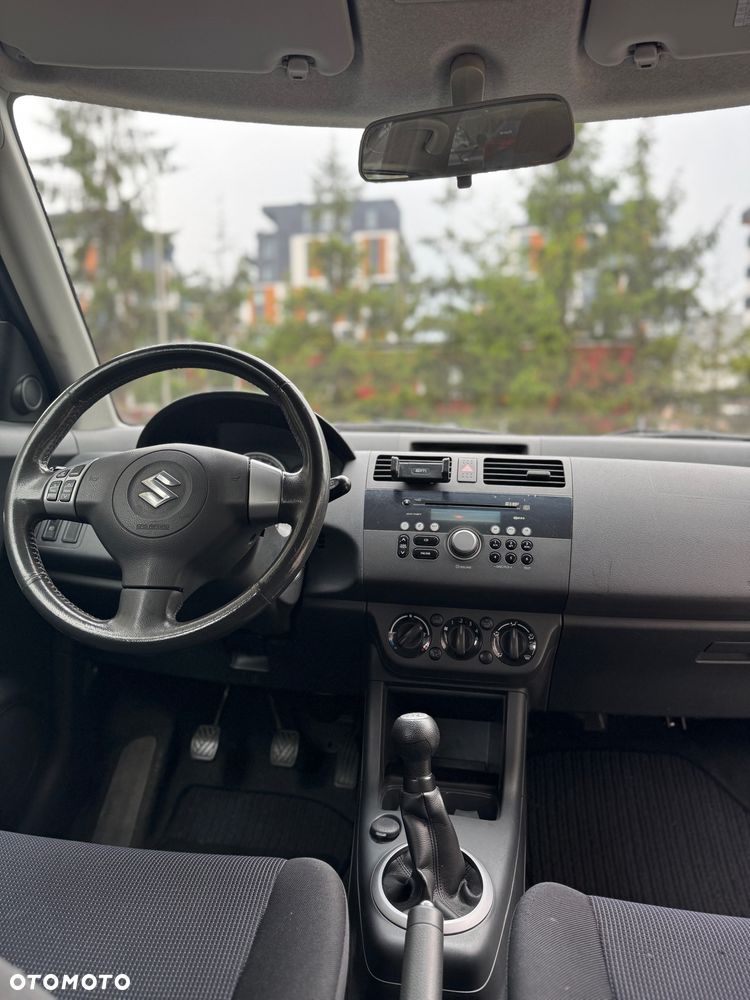 Suzuki Swift 1.3 GS / Premium - 16